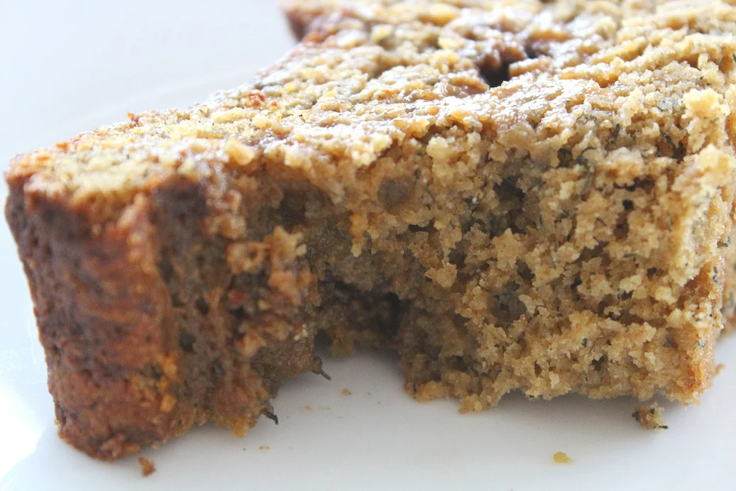I grew up eating and loving my Mom’s banana bread, which was so delicious and sweet, it should have (maybe) been dessert 😉 I healthified banana bread by making it with fiber-rich whole wheat pastry flour and oat flour (which you can make at home by blending rolled oats in a blender) and cut the sugar tremendously by using monk fruit sweetener. The Cinnamon Swirl in the middle and top of the banana bread is unreal and a MUST for the recipe! The center is gooey, like the center of a cinnamon roll, while the top becomes crunchy, almost like crème brûlée.