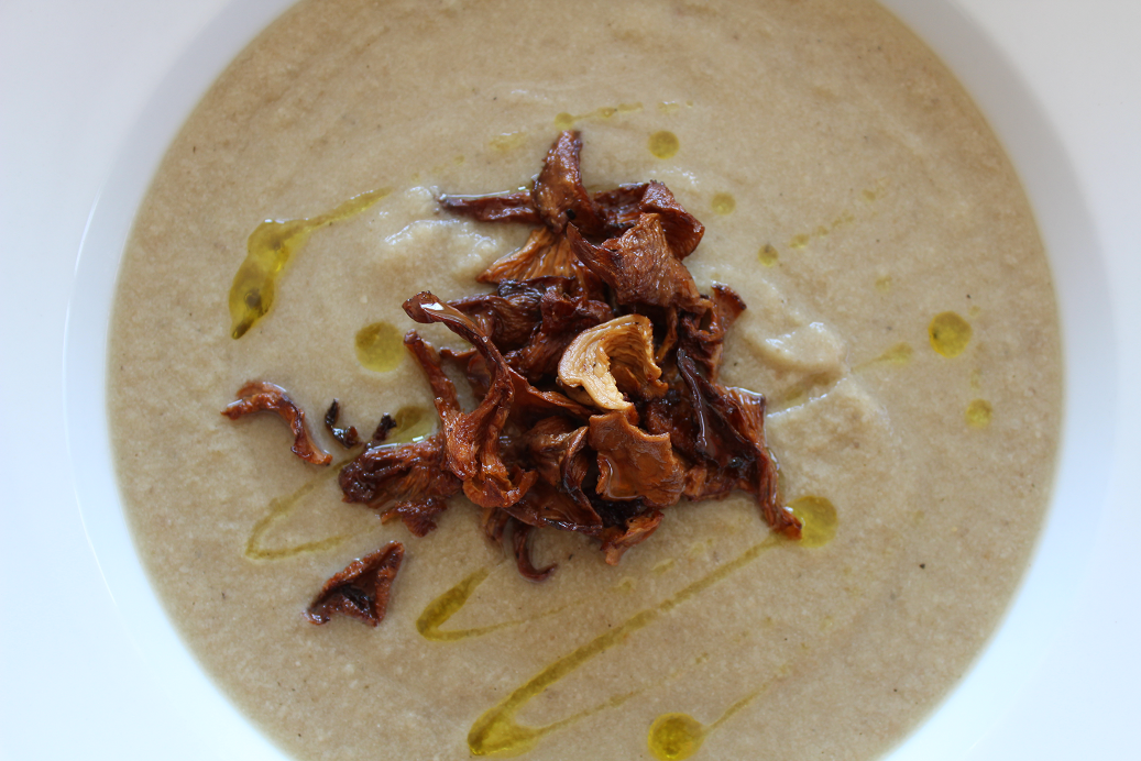 Creamy Mushroom Soup (Vegan) tastes like pure comfort food but is loaded with veggies and has no cream or half-and-half! It’s as easy as cooking onion, mushrooms, and potatoes in broth and blending until smooth with nondairy milk. The chanterelle mushrooms add both elegance and a peppery, earthy flavor.
