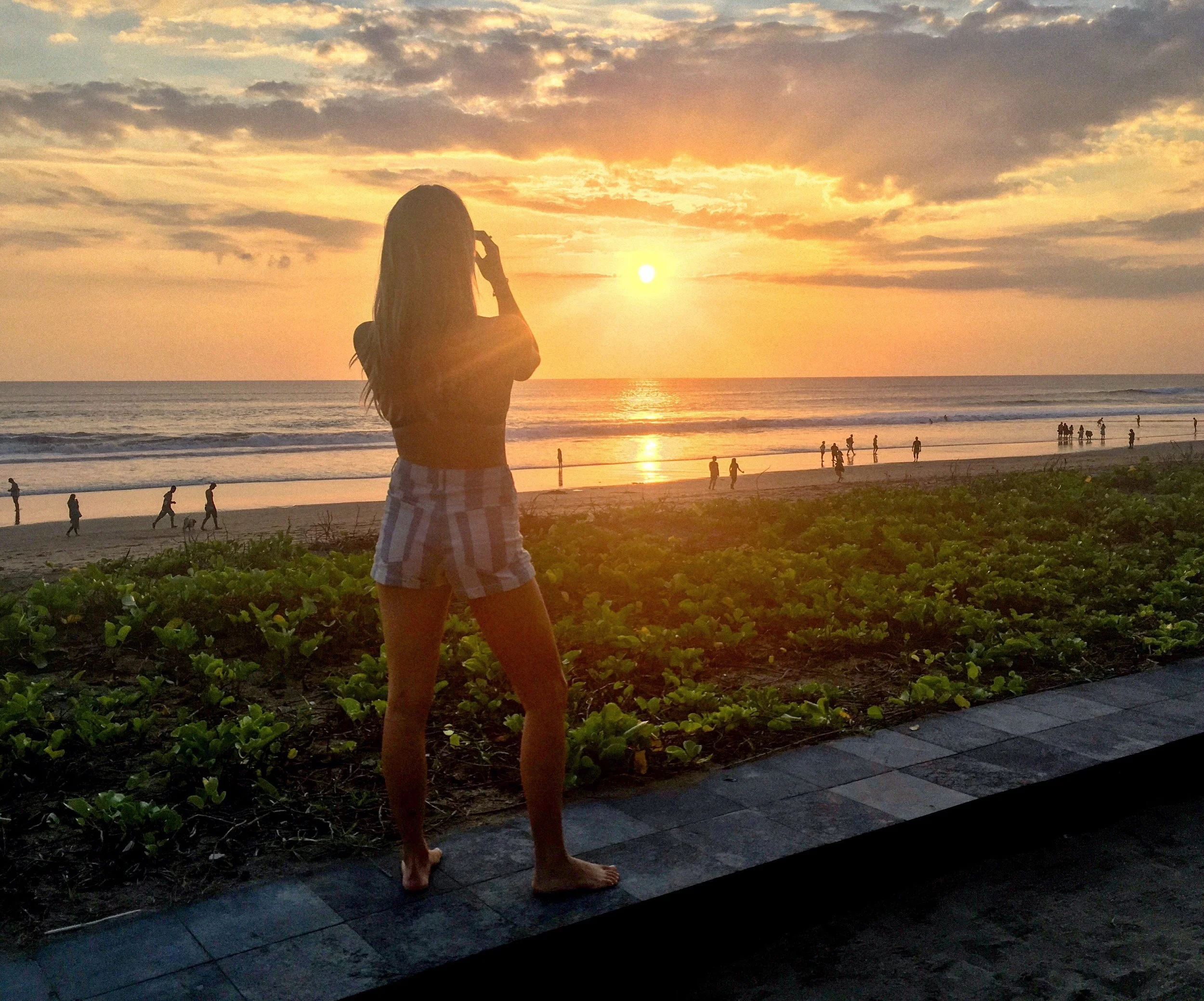 LIVE LIFE IN THE NOW