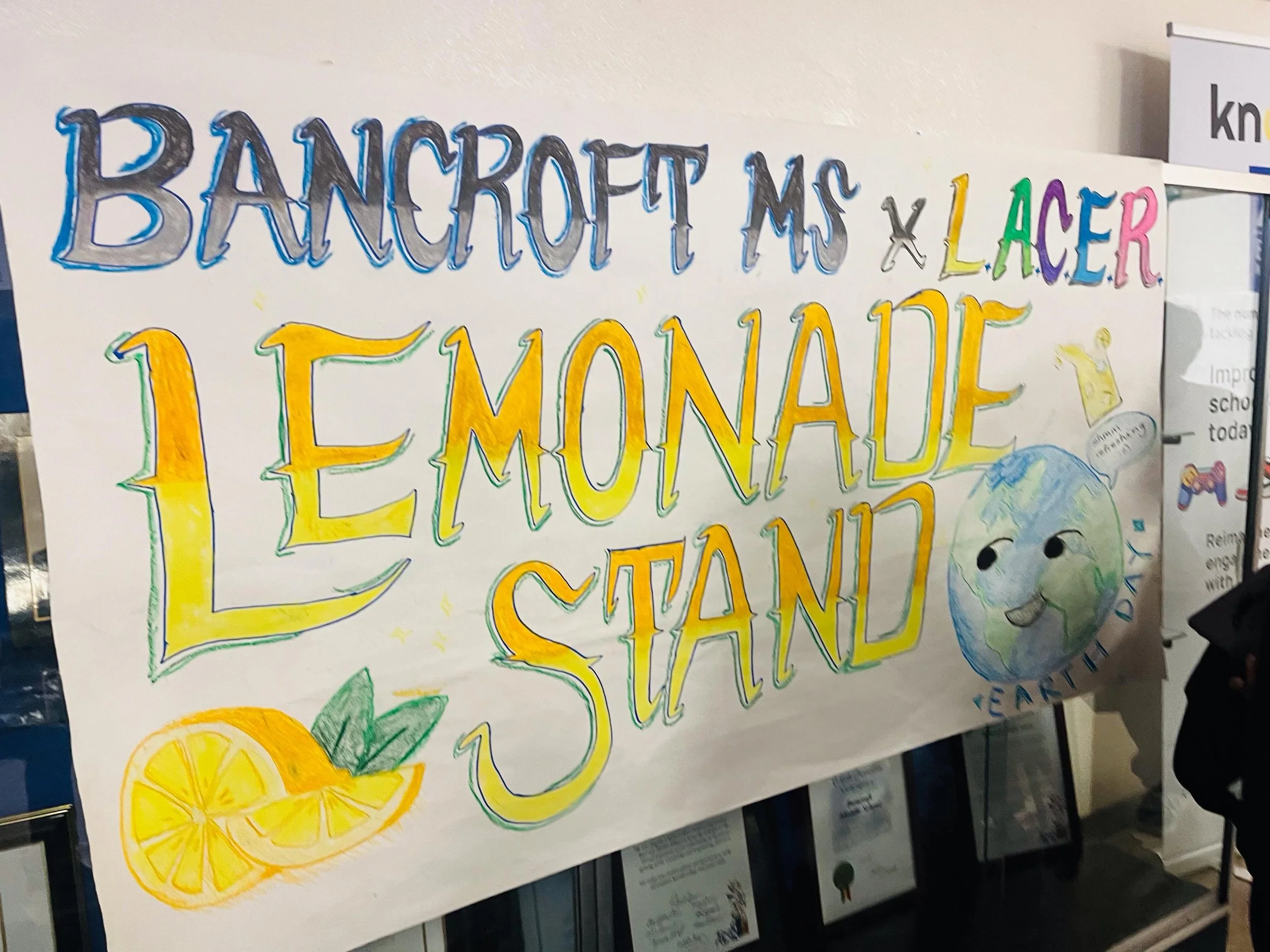 🍋 Sip, Snack, Celebrate! 🌎✨
Our middle school cooking class squeezed the most out of #EarthDay by making fresh, delicious lemonade for students &mdash; served with a side of yummy popcorn! 🍿💛

Nothing sweeter than learning new skills, sharing tre