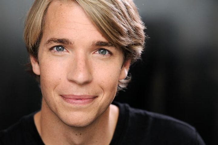 Spencer_, Teddy - Headshot.jpg