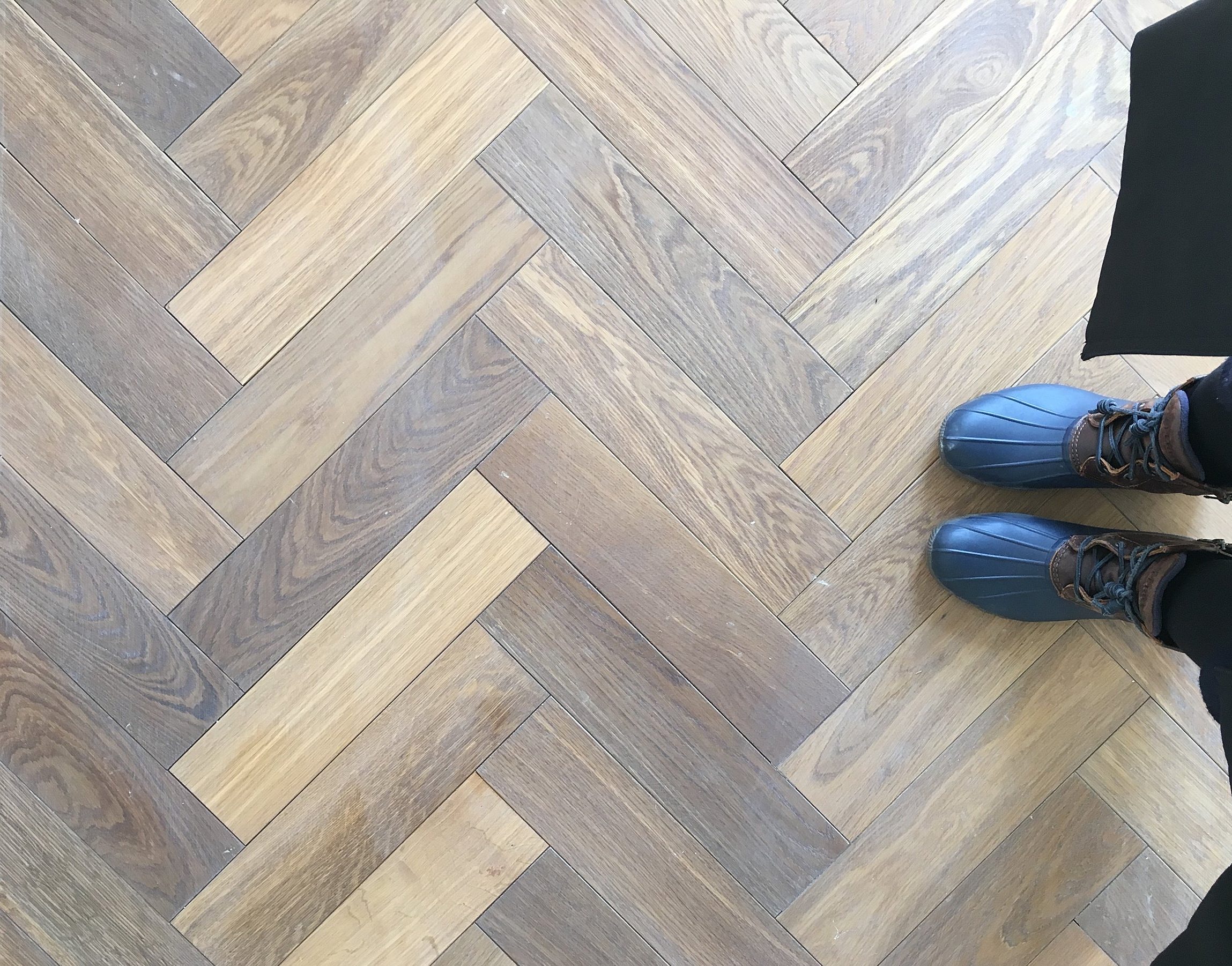 NYC apartment hunting: Beautiful floor, but this one was too small and too close to the motorway...