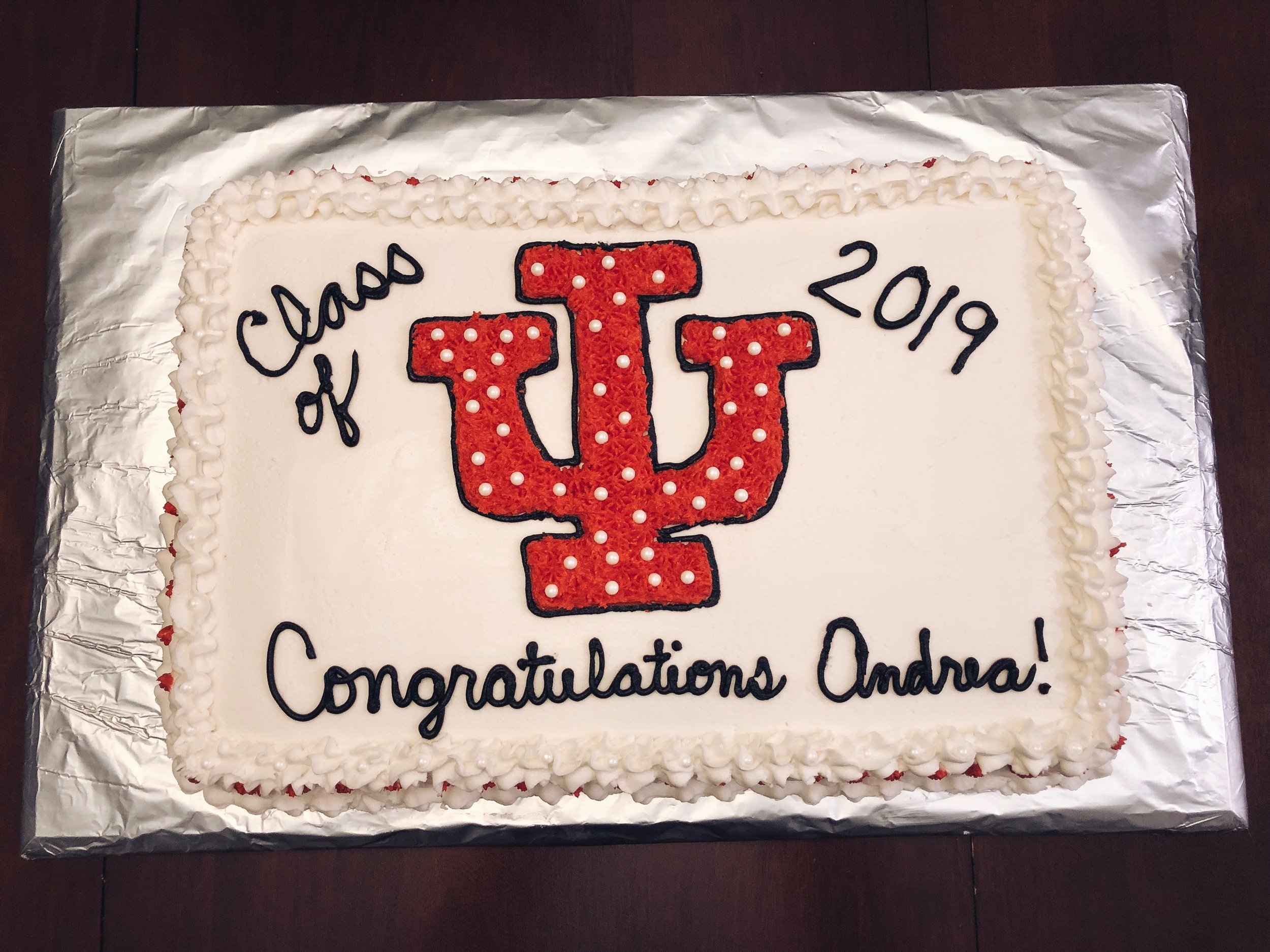IU GRAD 👩🏼🎓