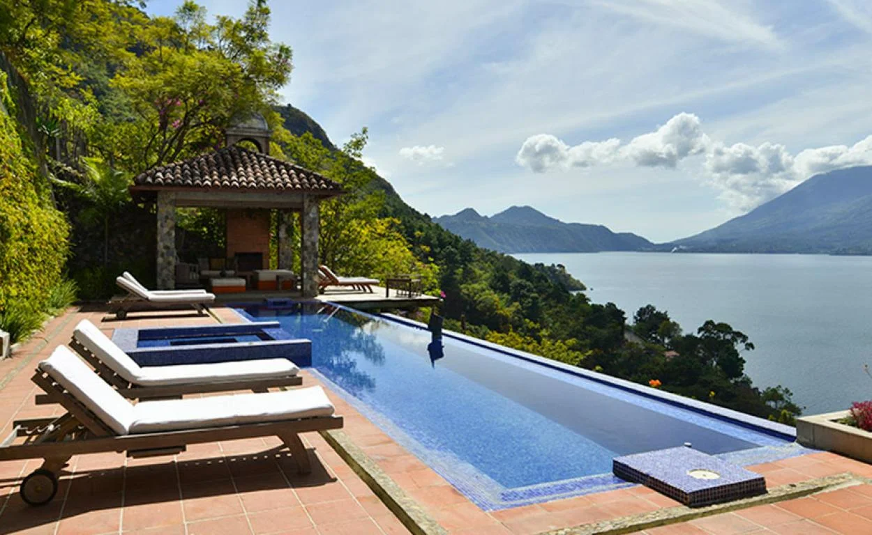 Image-Gallery-Casa-Palopo-item2-1.jpg