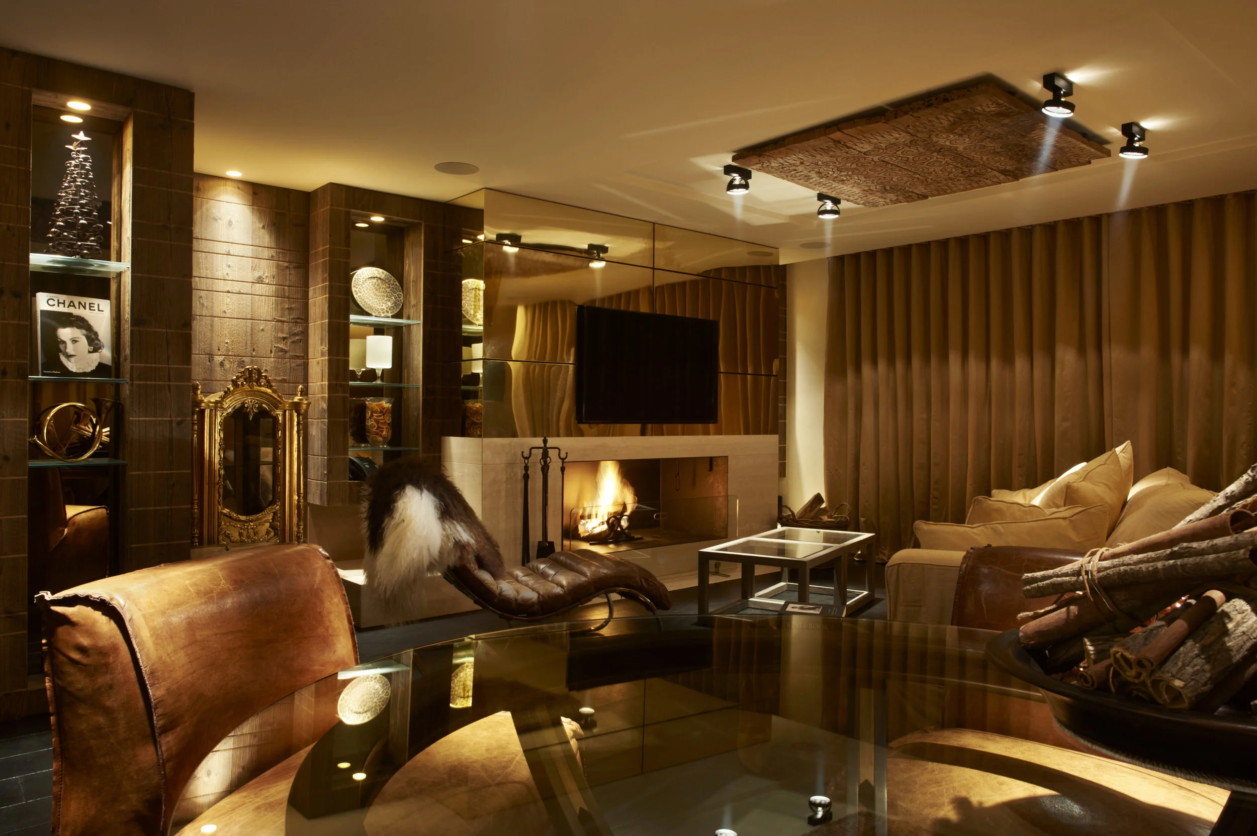 01_gold apartmentrbedit.jpg