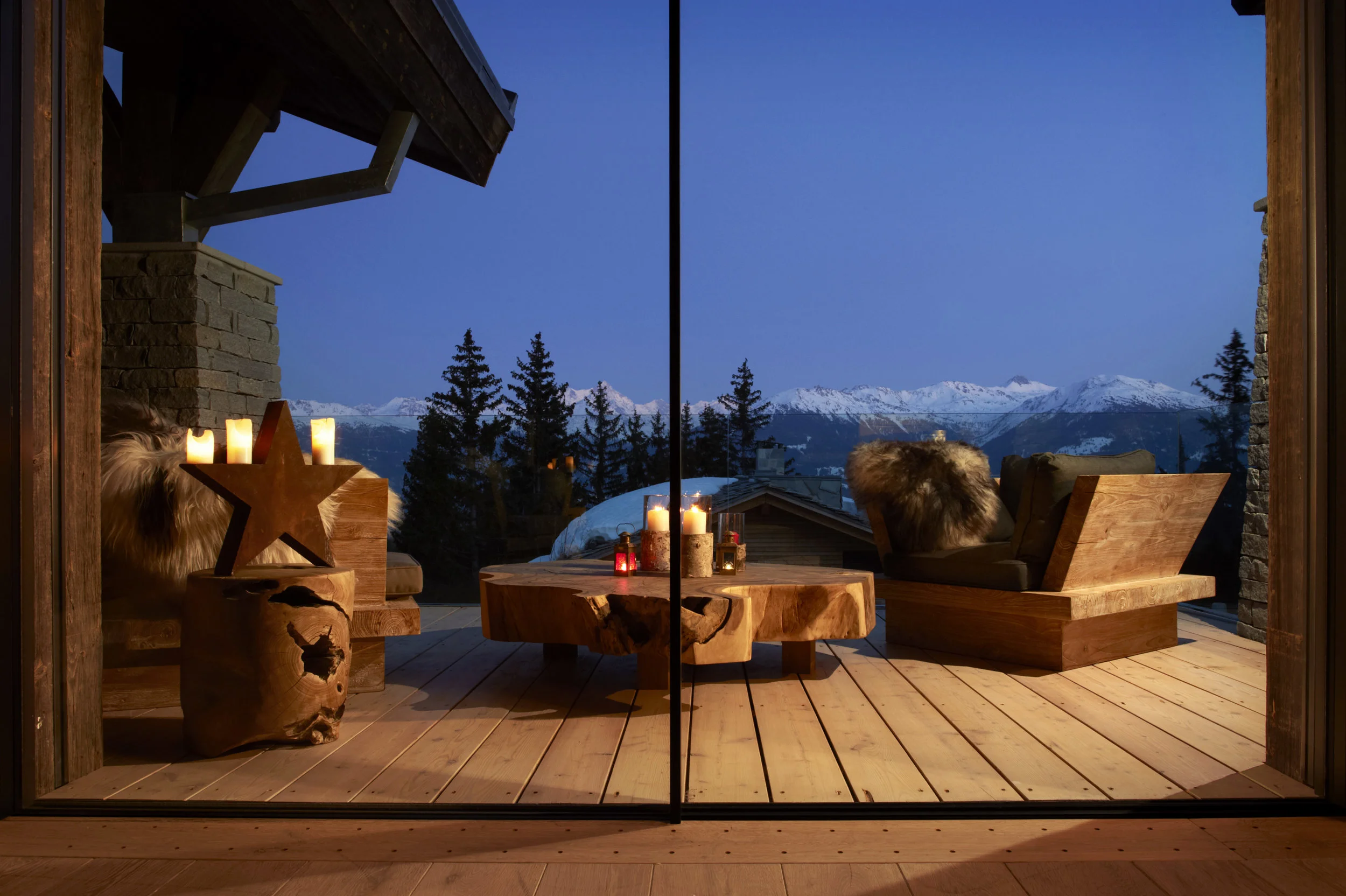 07_balconyrbedit.jpg