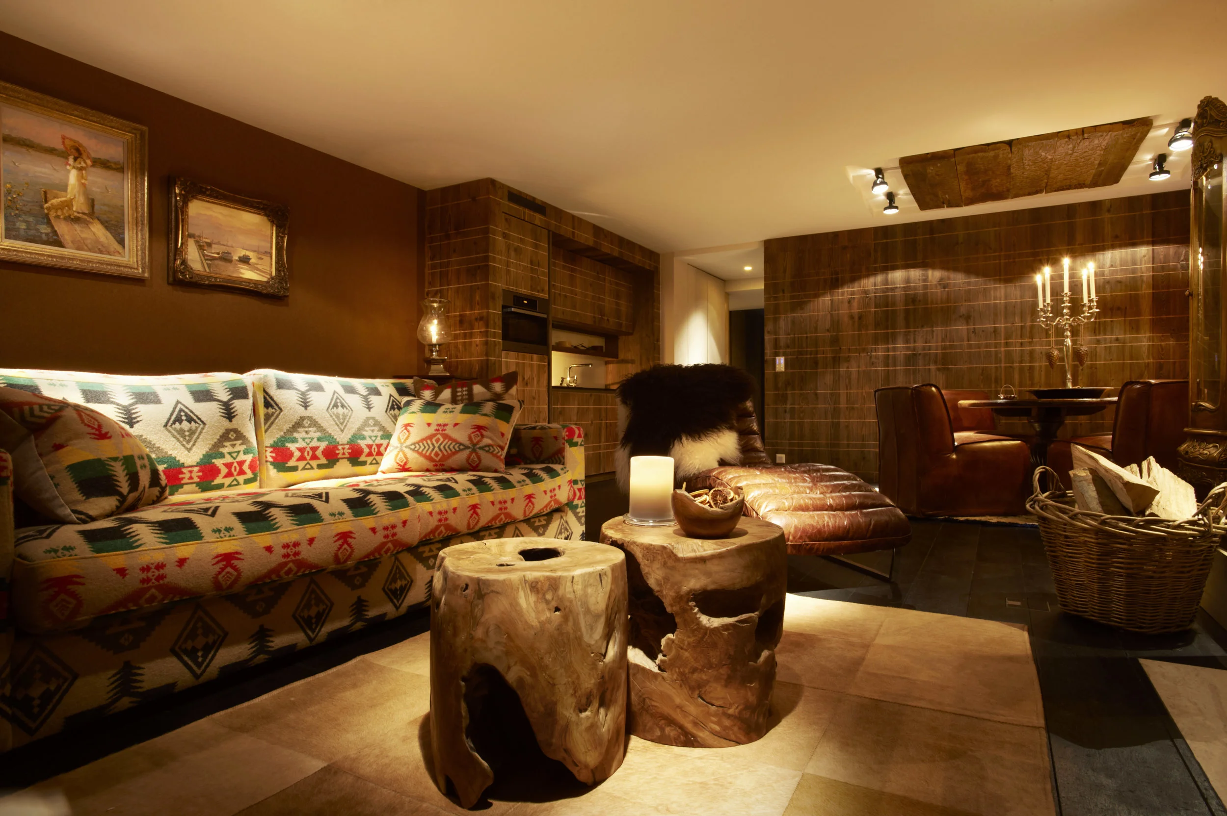 09_gold apartment3rbedit.jpg
