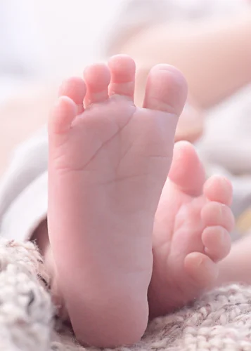 Christina Servin Seattle Newborn Photographer-.jpg