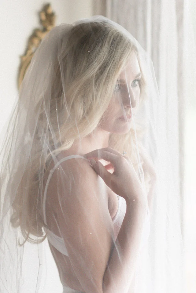 Bridal Boudoir Seattle Weddings in Woodinville Vintage Romantic Bride-5.jpg