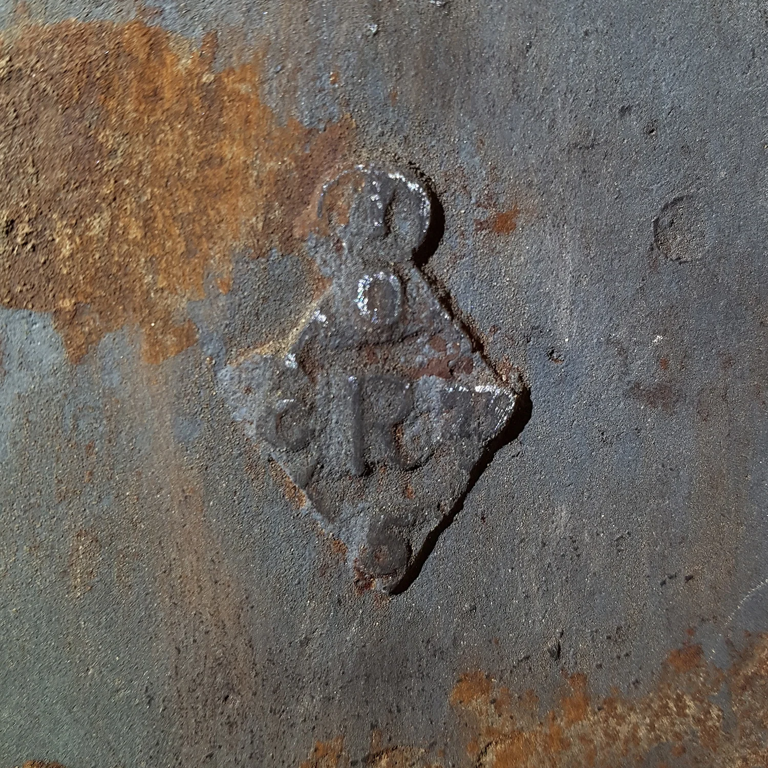 1517 Date Lozenge.jpg