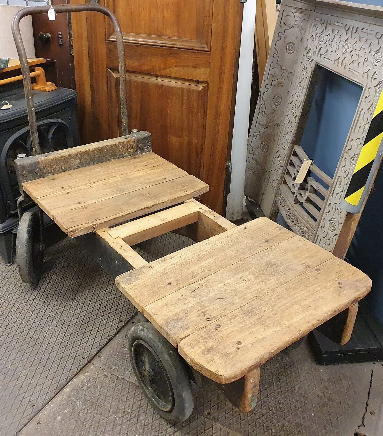 WhatsApp Image 2022-09-29 at 15.38.50 (1).jpeg