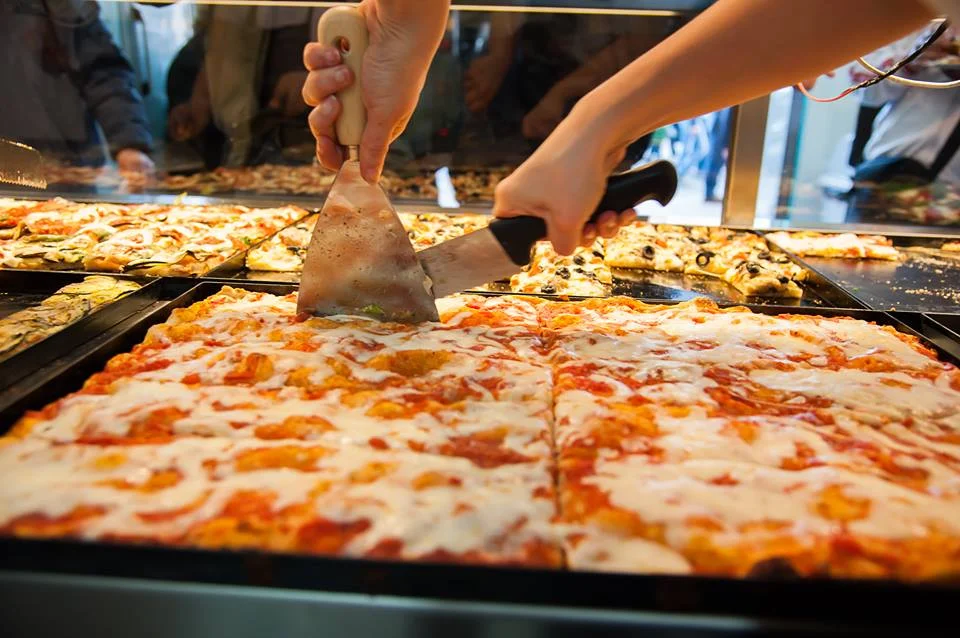 Alice Pizza - teglie di pizza - roman pizza.jpg