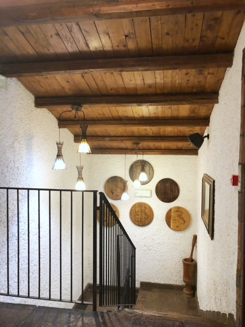 Beato Te Milano - restaurant decor.jpeg