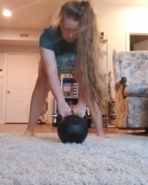 How to Navigate the Pressure of At-Home Workout Perfection