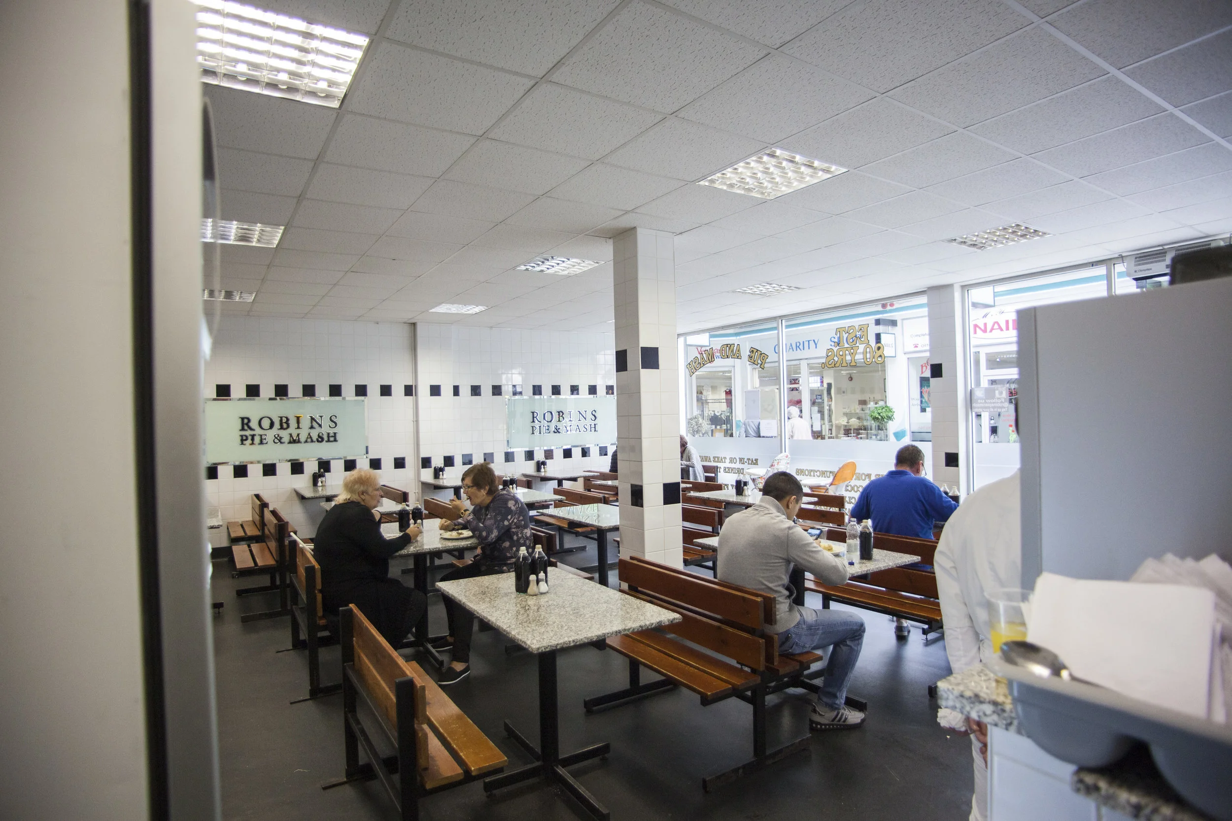 ROBINS_ROMFORD_12.jpg