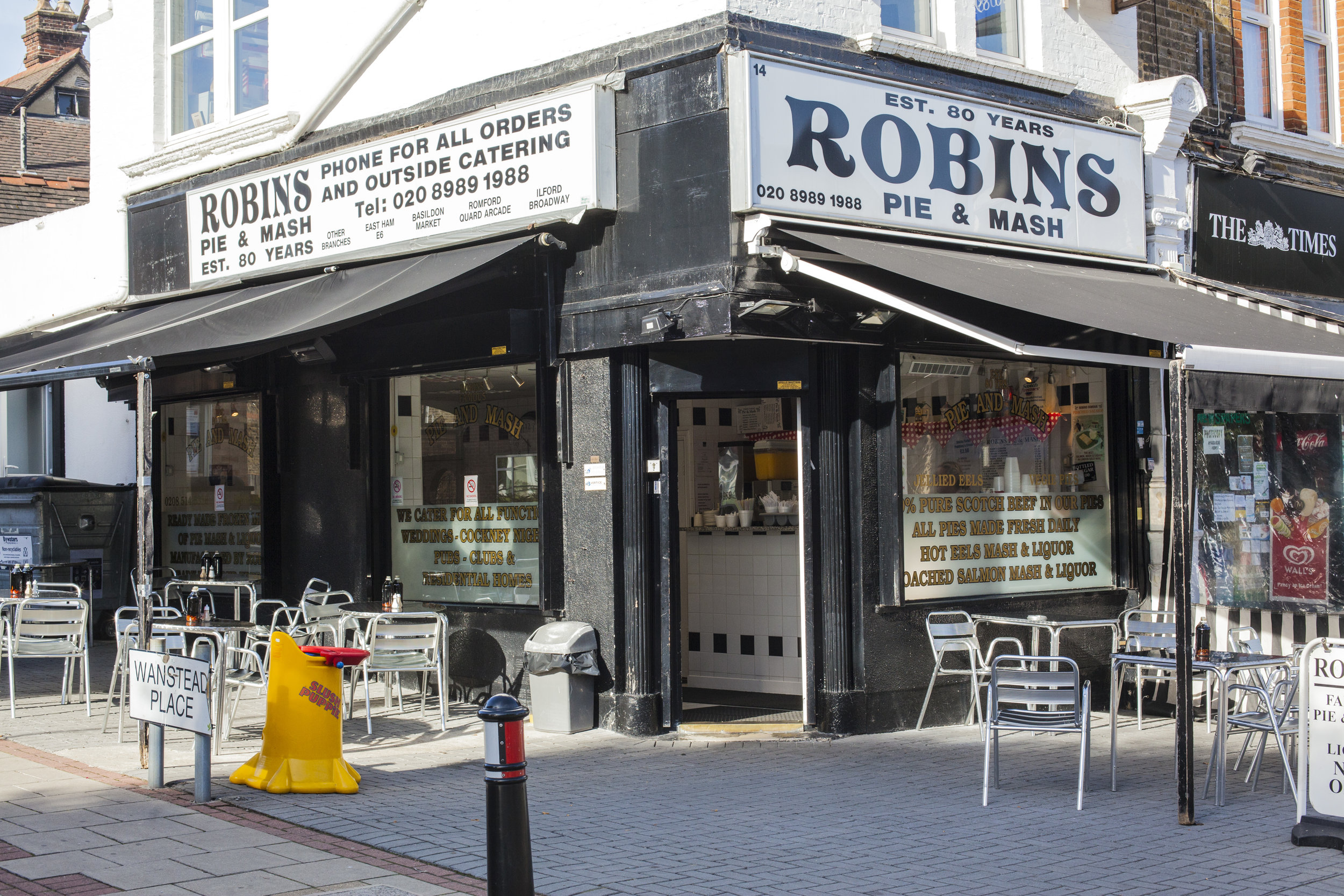 ROBINS_WANSTEAD_1.jpg