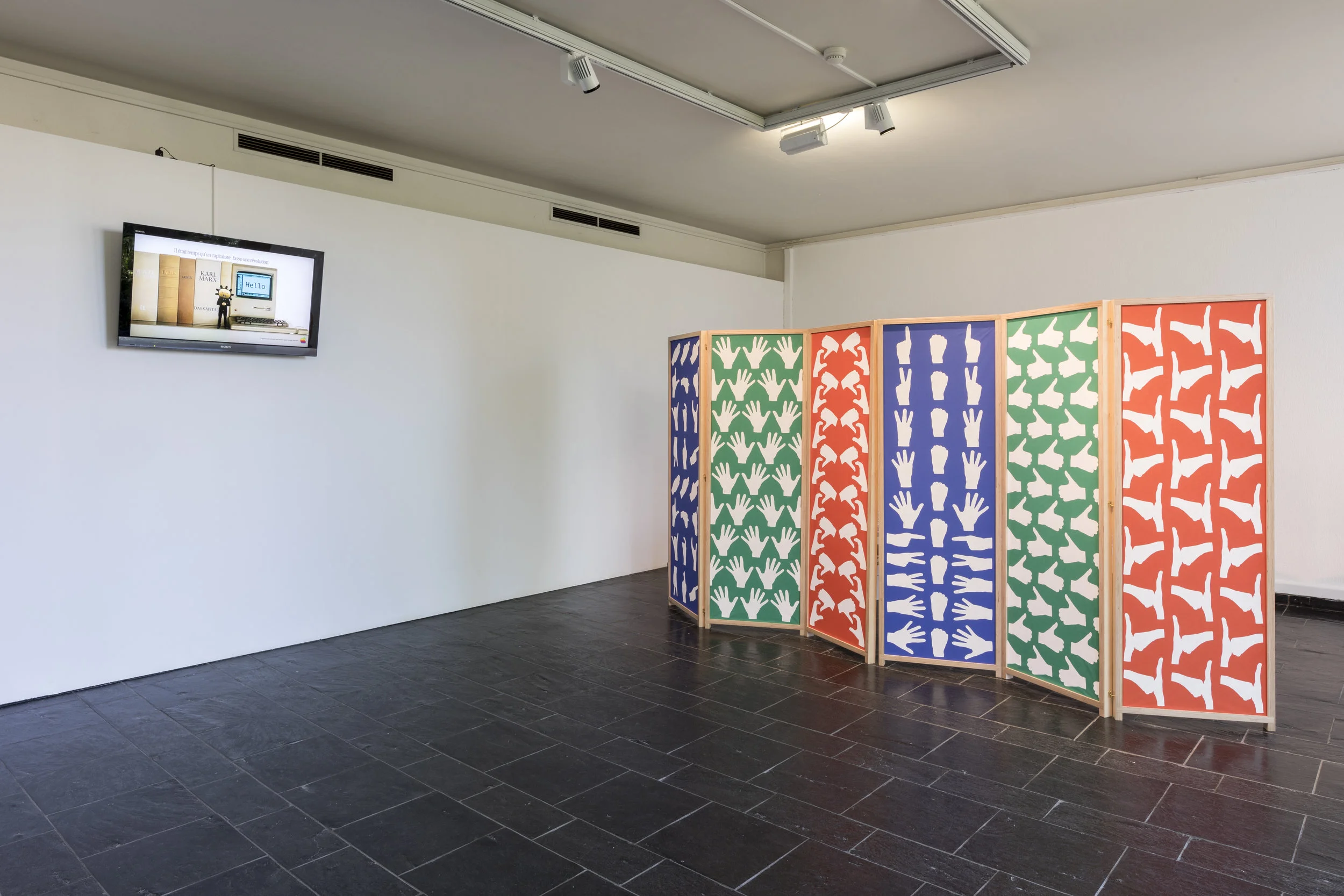 Installation view at Musée d'Ixelles, Brussels © Vincent Everaerts