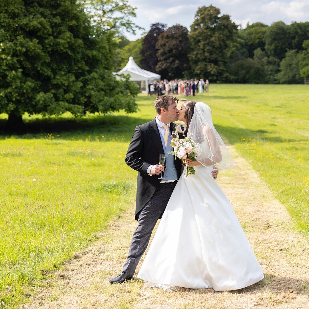 Celebrating a wonderful Jubilee wedding with Molly &amp; Thad in a field...in a marquee...somewhere near Henley
#oxfordweddingphotographer
#oxfordshireweddingphotographer
#berkshireweddingphotographer
#buckinghamshireweddingphotographer
#readingweddi