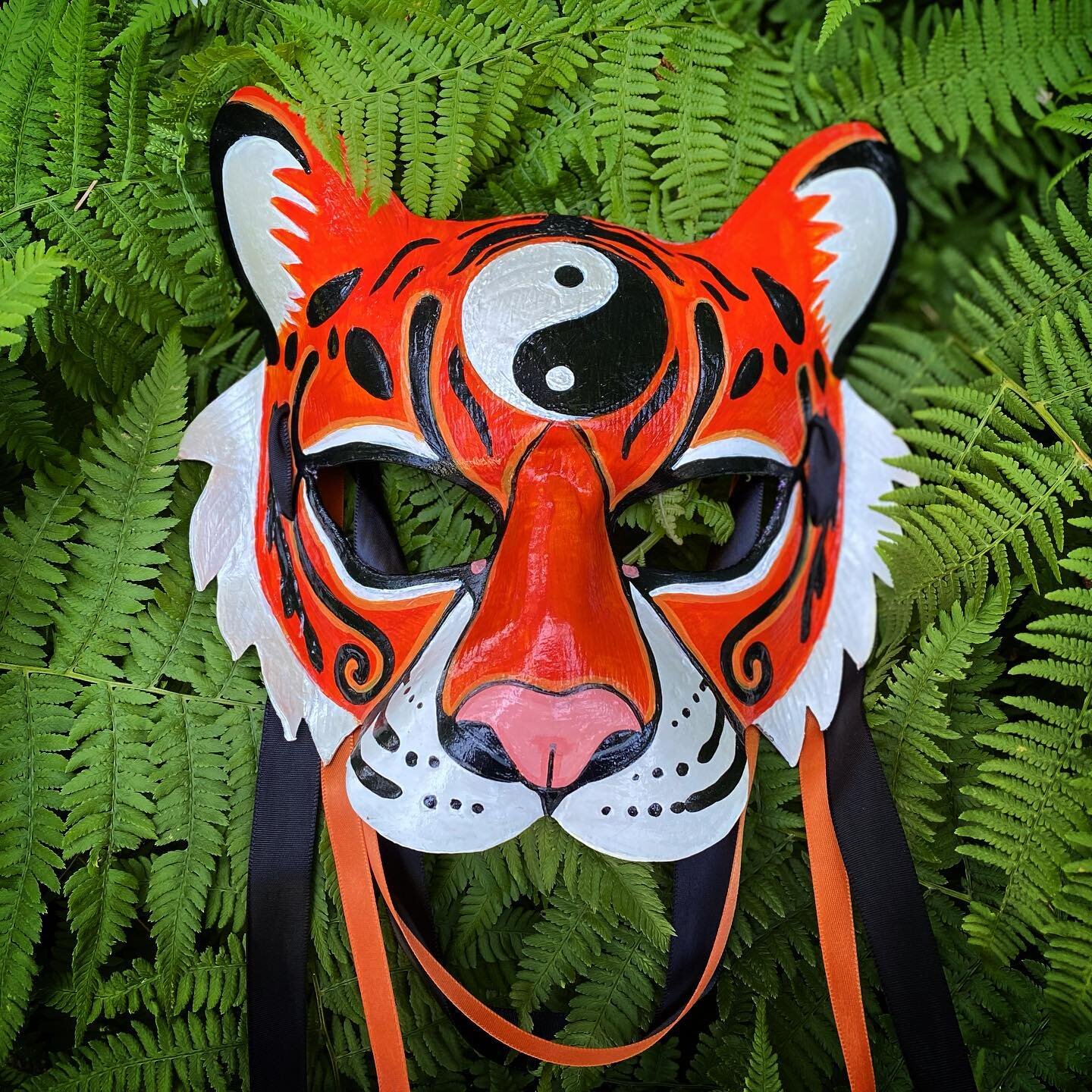 This tiger will be going to Germany tomorrow! It&rsquo;s always fun working with musical artists who want to use my masks as part of their performances 🐅 #leather #mask #costume #etsy #artistsoninstagram