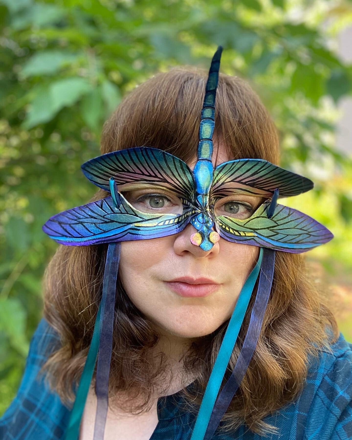 The latest addition to my leather mask design collection: a dragonfly! This mask will be available to purchase in my Etsy shop @ faylander or message me directly if interested.

#etsy #leathermask #art #artist #costume #mask #dragonfly