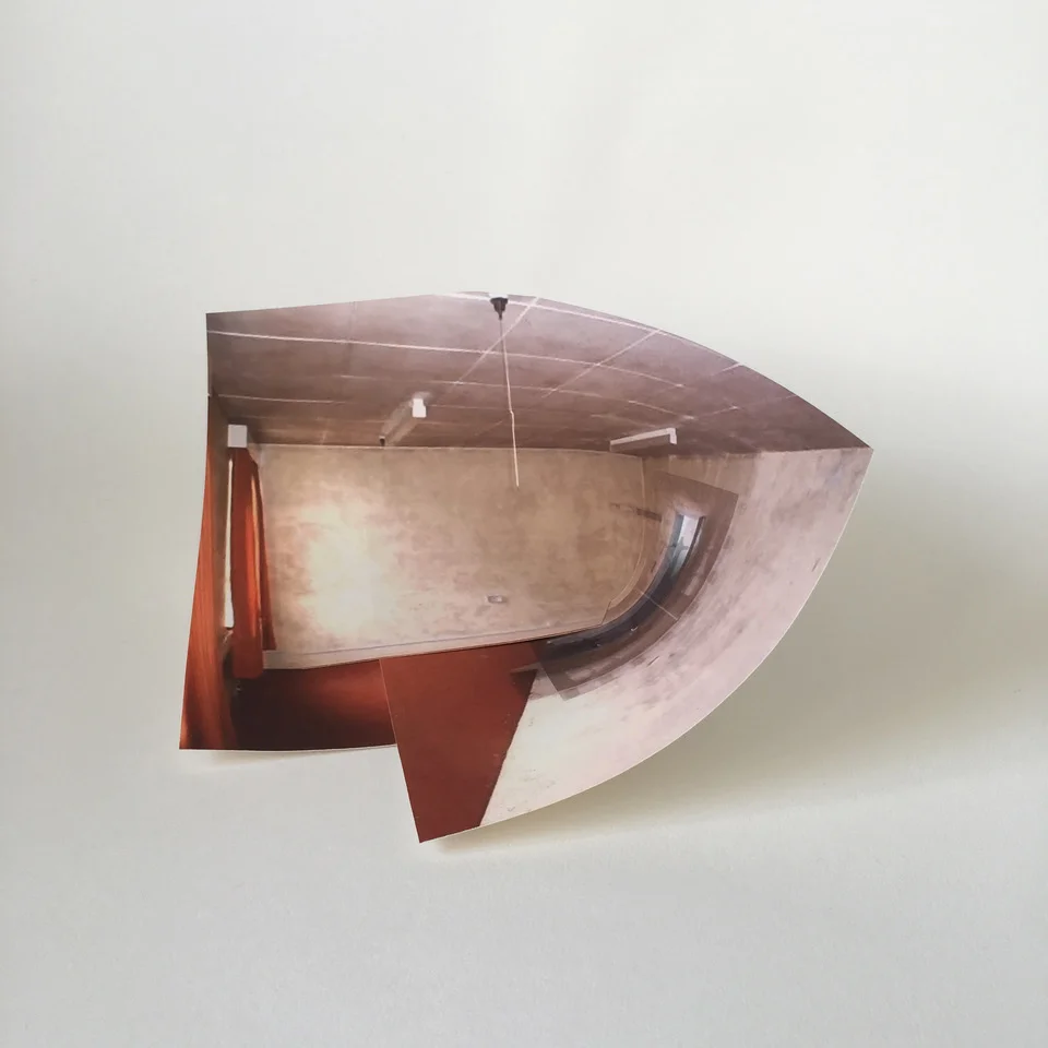 Suzanne de Emmony - Those Uneasy Currents #1