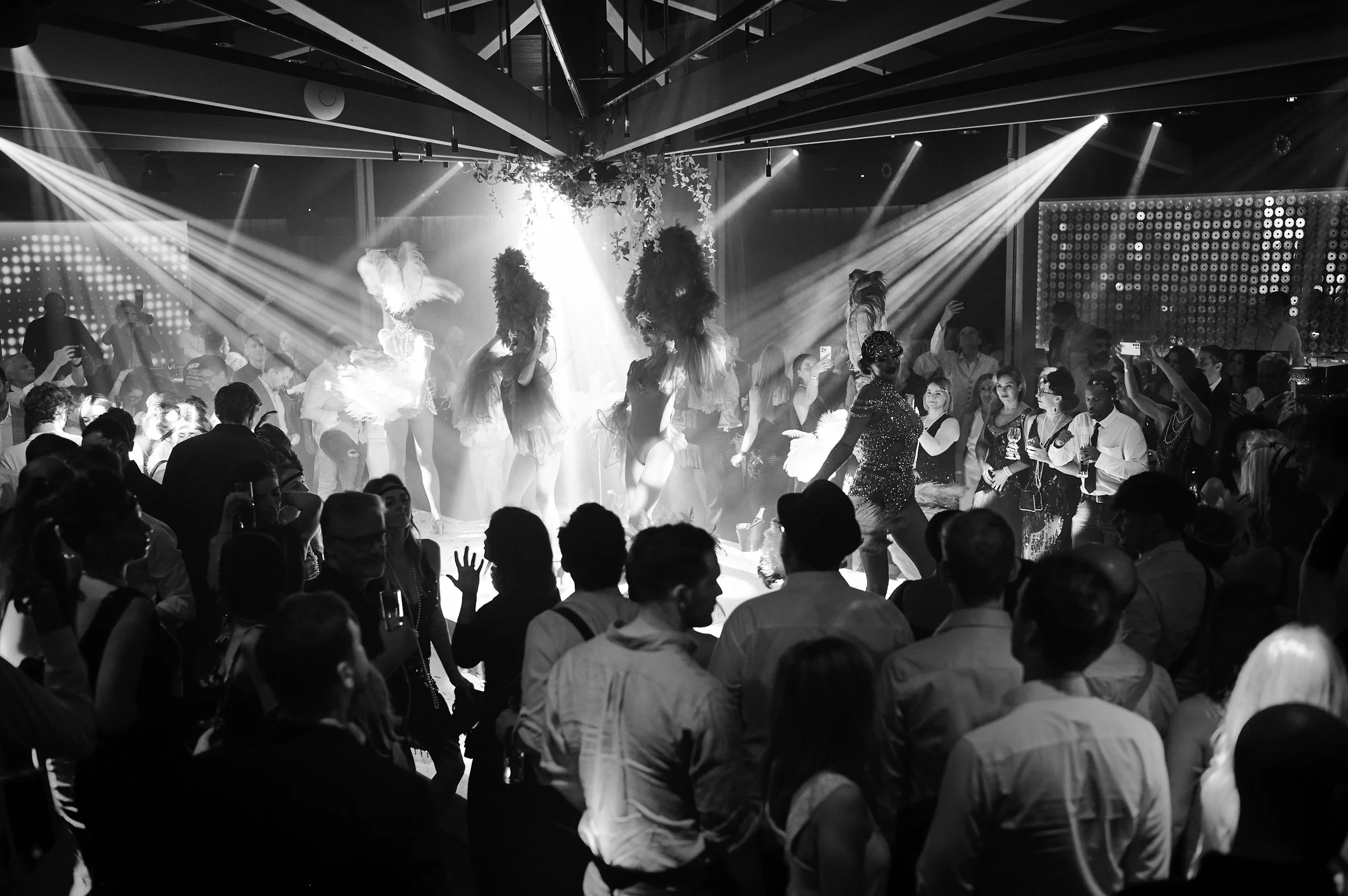 Folies_20th_BW_290.jpg