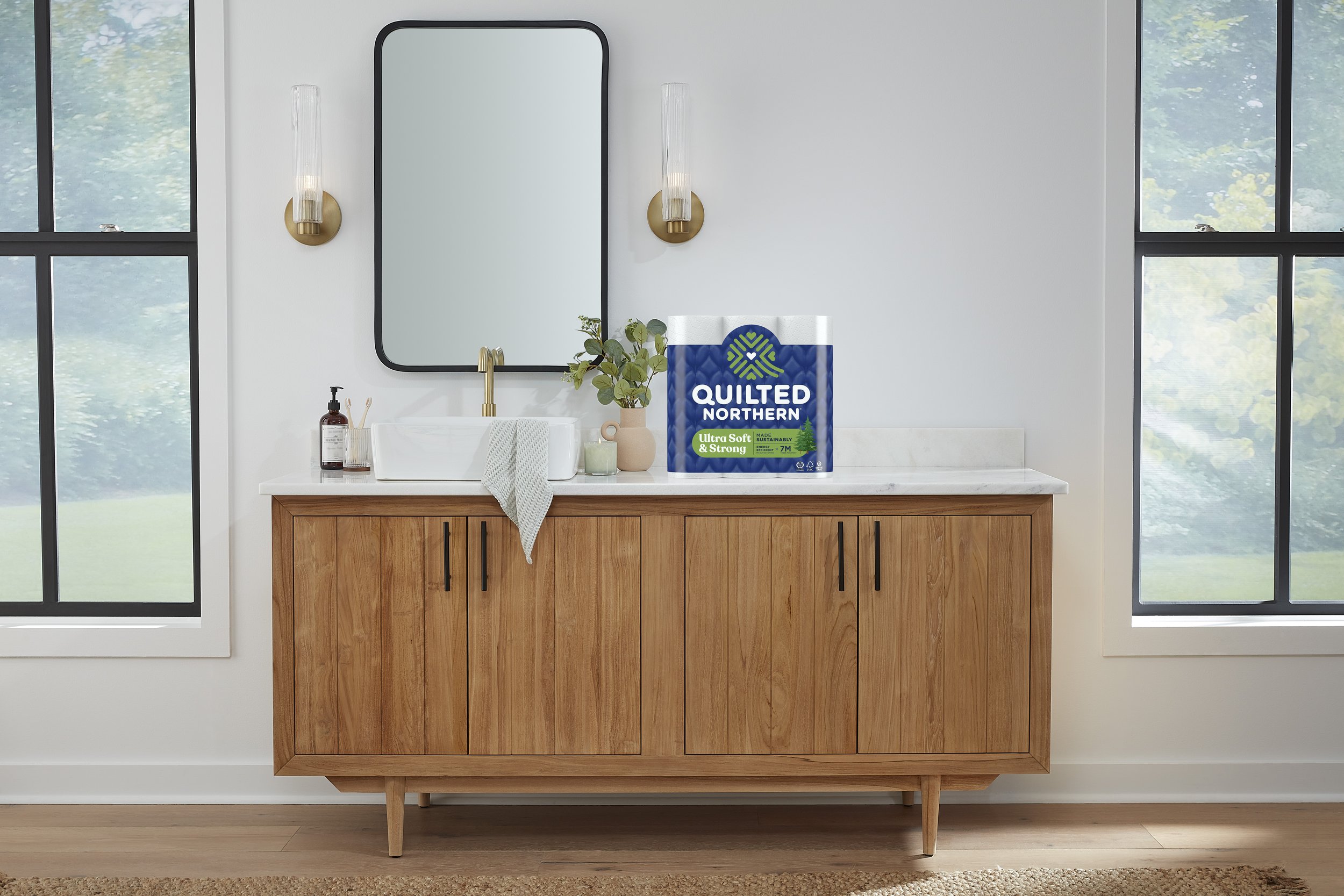 1268048-QN-LIfestyleImagePackagingUpdate_QNUSS_12M_Bathroom_Countertop_New_2024.jpg