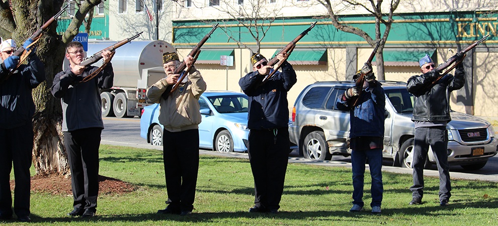 Veterans Day Gouverneur 1 pic.jpg