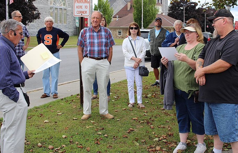   Gouverneur Historian Joe Laurenza talking to the crowd gathered for the historic walking tour on Saturday. August 24. (Rachel Hunter photo)  