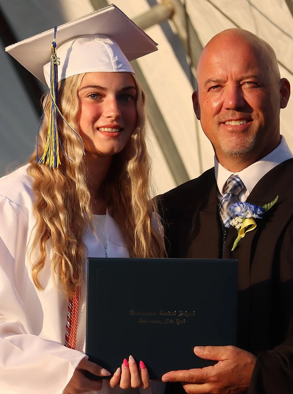 FRONT _ GRAD GOUV 12 pic copy.jpg