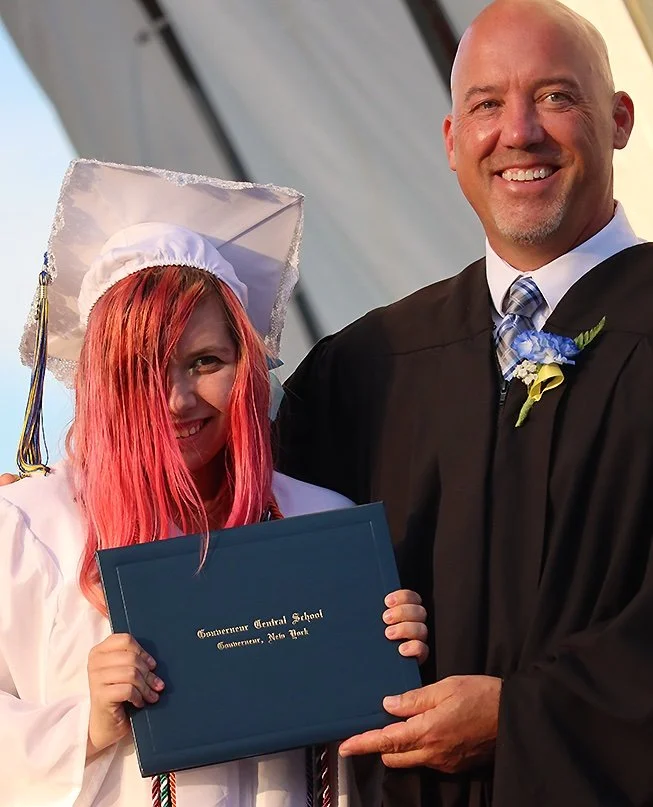FRONT _ GRAD GOUV 17 pic copy.jpg