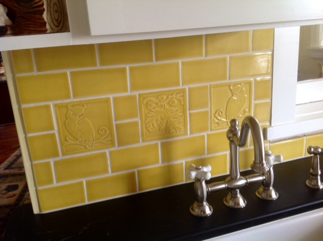 kitchen tile back splash t.JPG