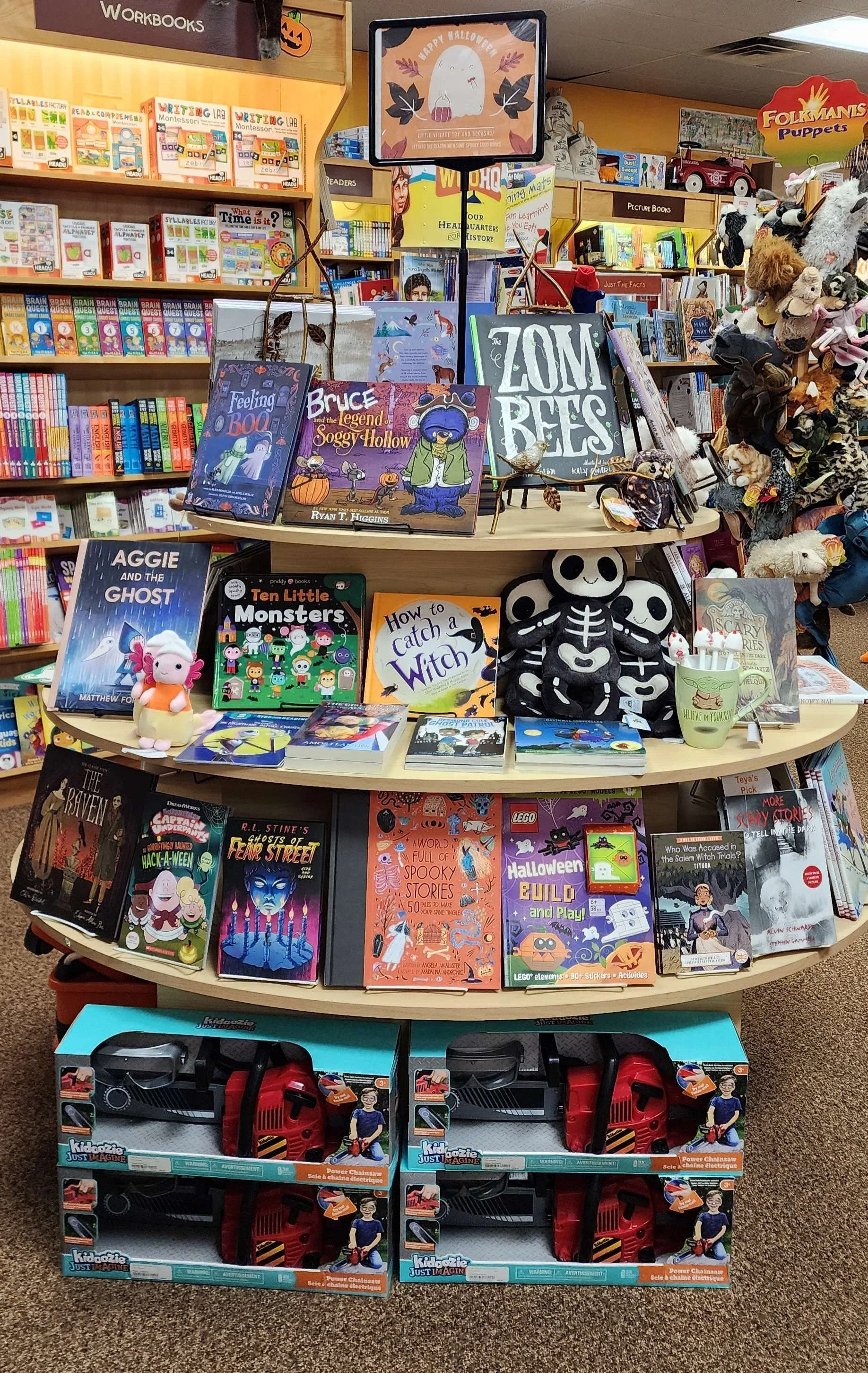 halloween table.jpg
