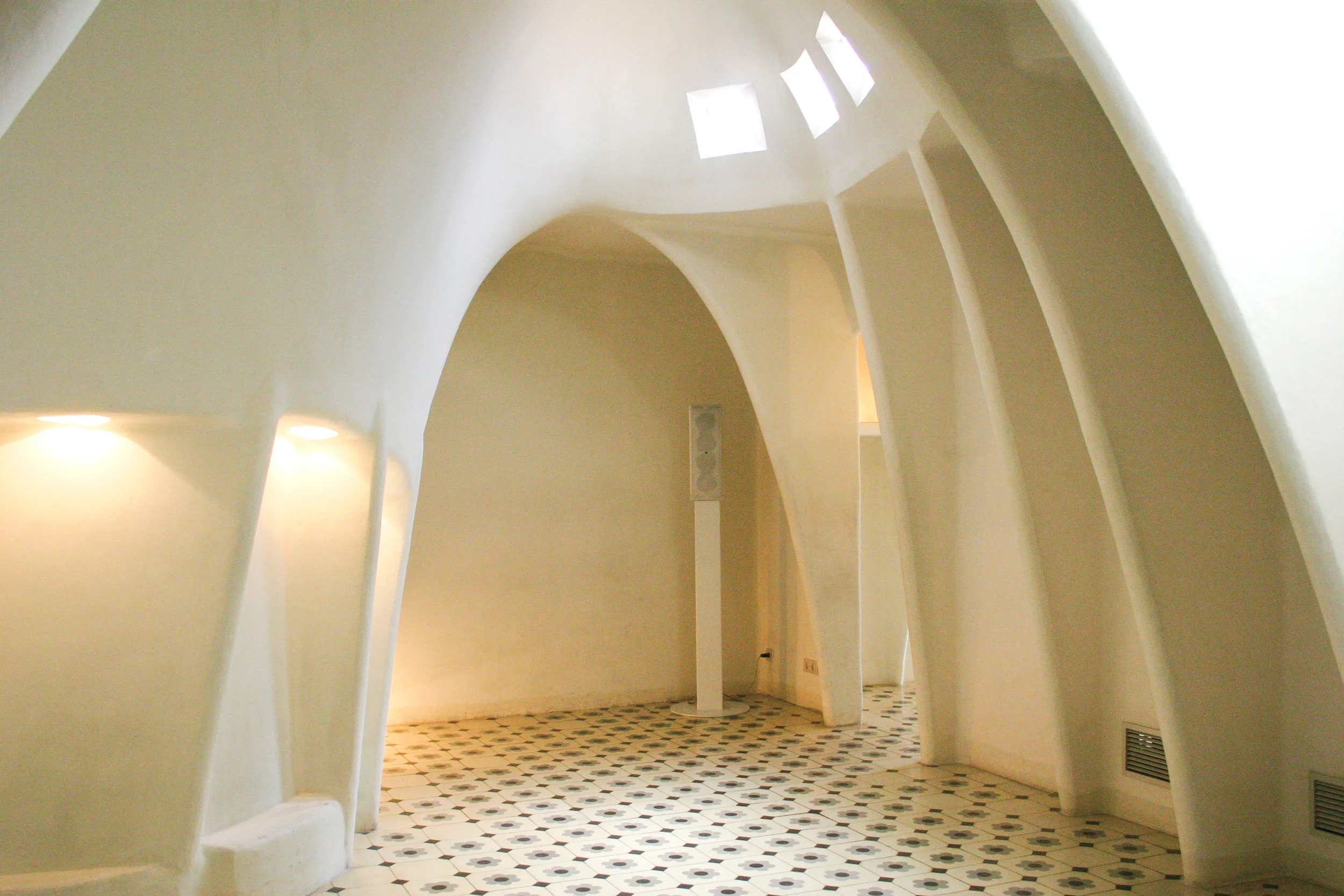 Casa Milà, Barcelona - Antoni Gaudí