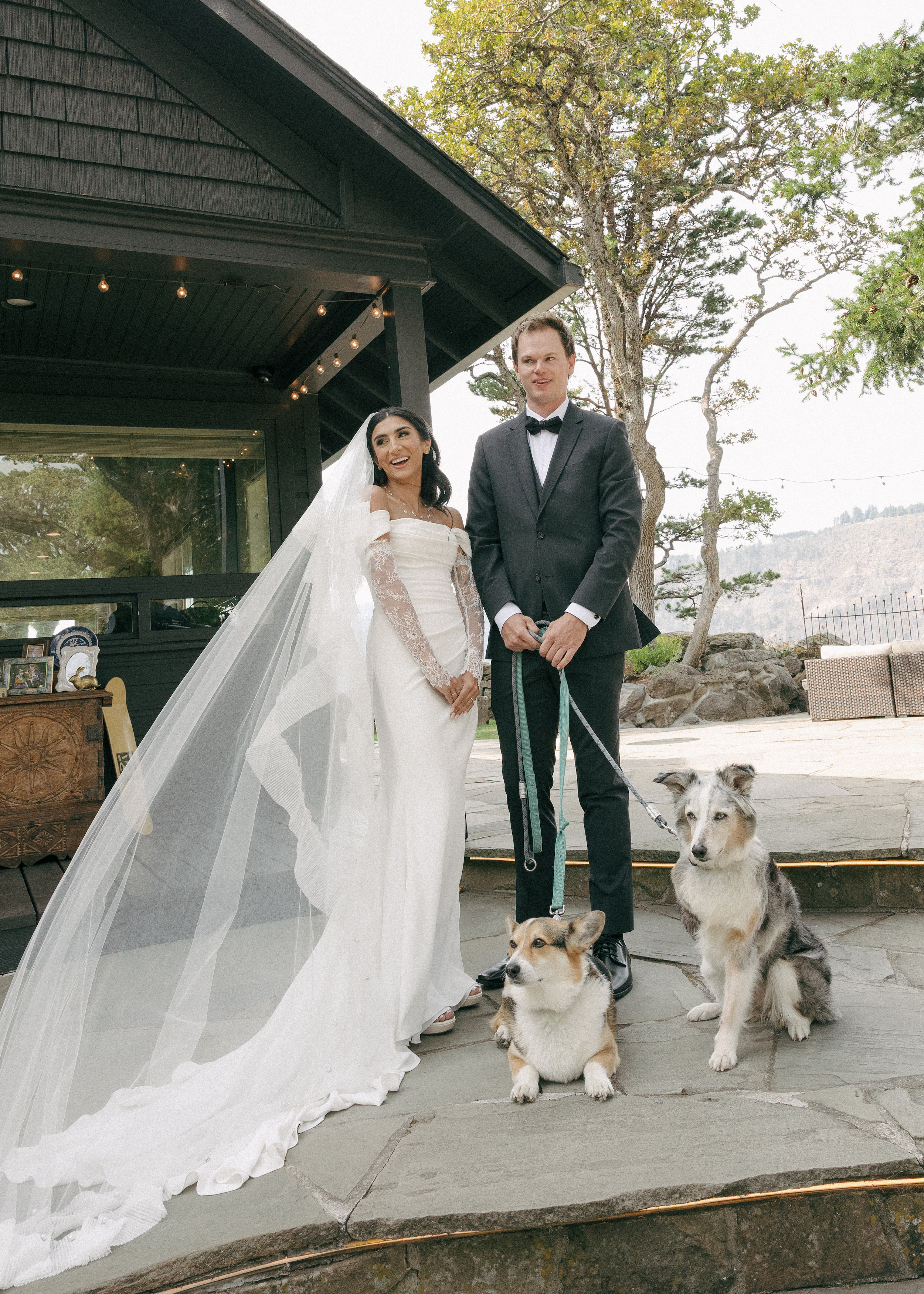 5 reasons to have your dog at your wedding