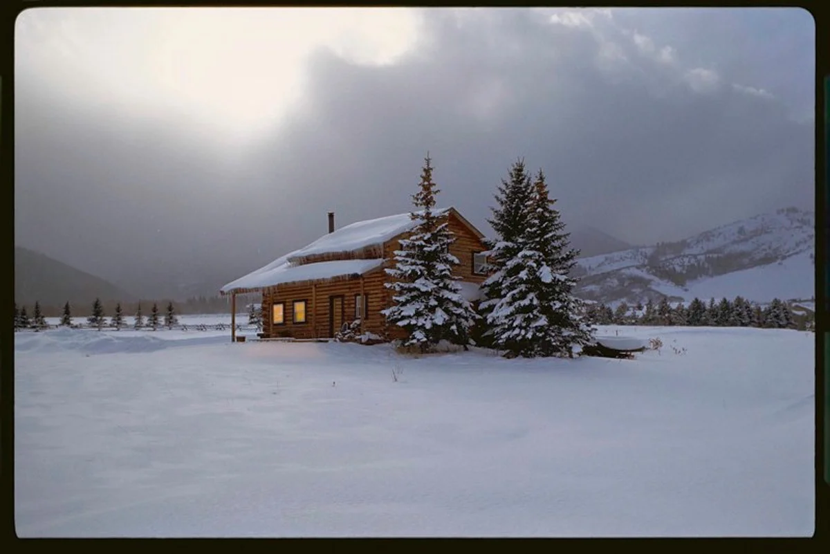 Cabin 1.jpg