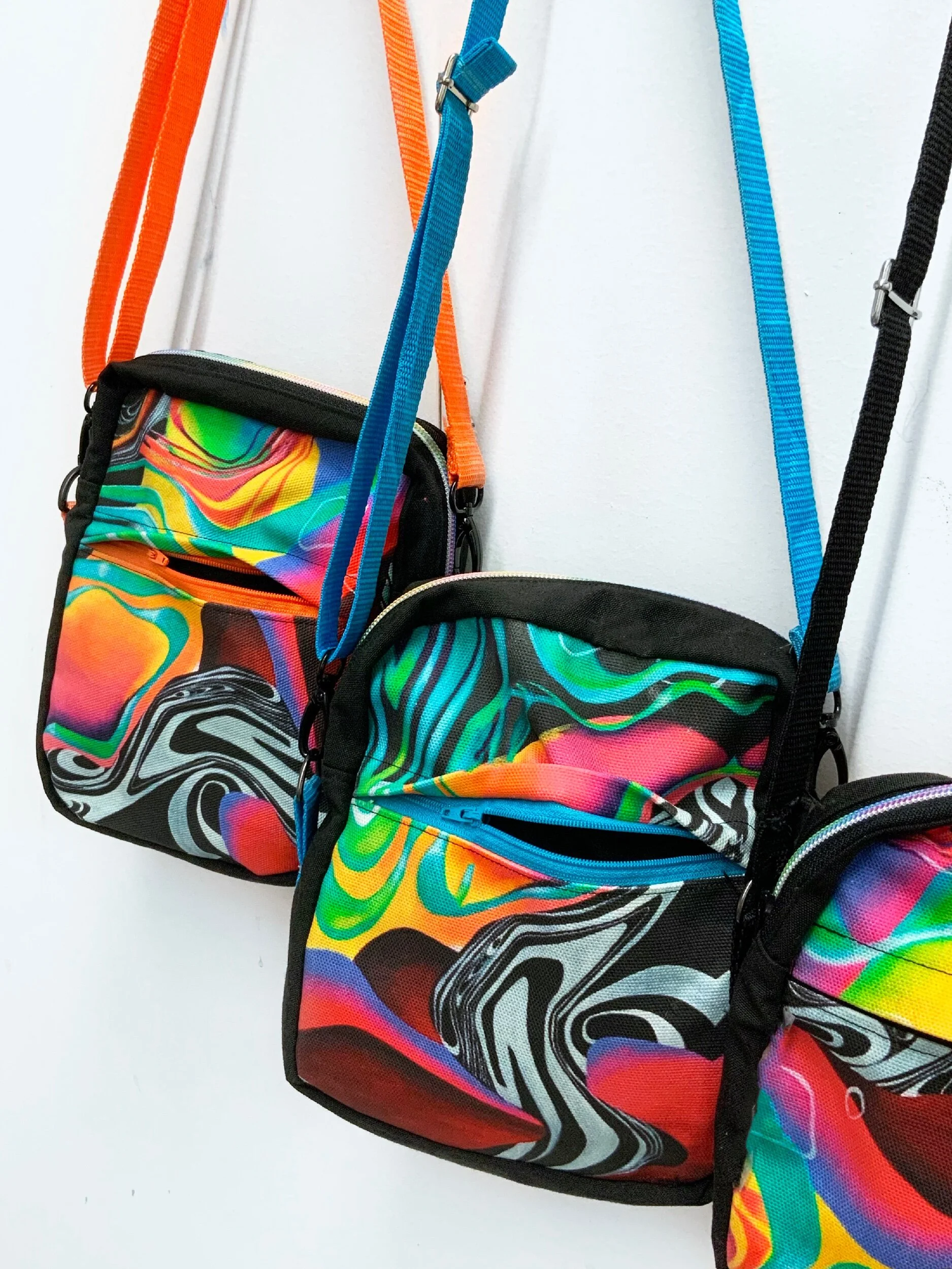 D4E06C9C-64EF-4889-9FA4-1068D18BC08F