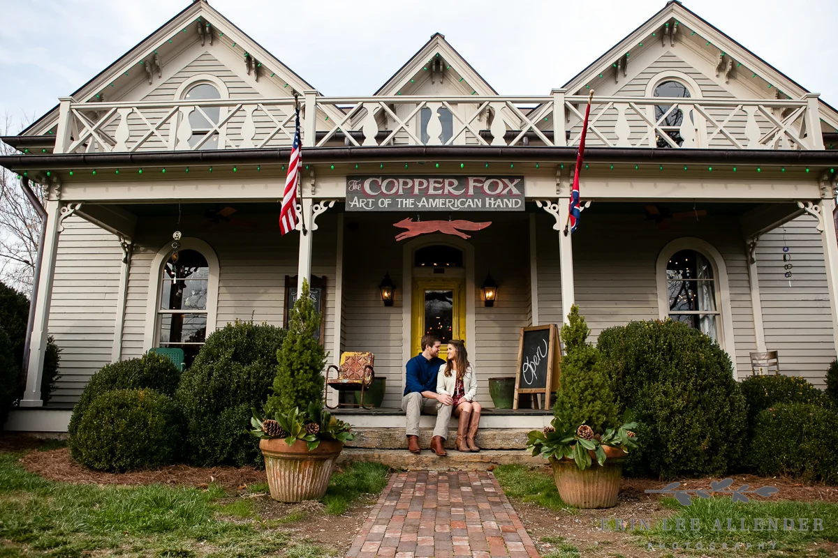 Couple_sits_on_rustic_front_porch