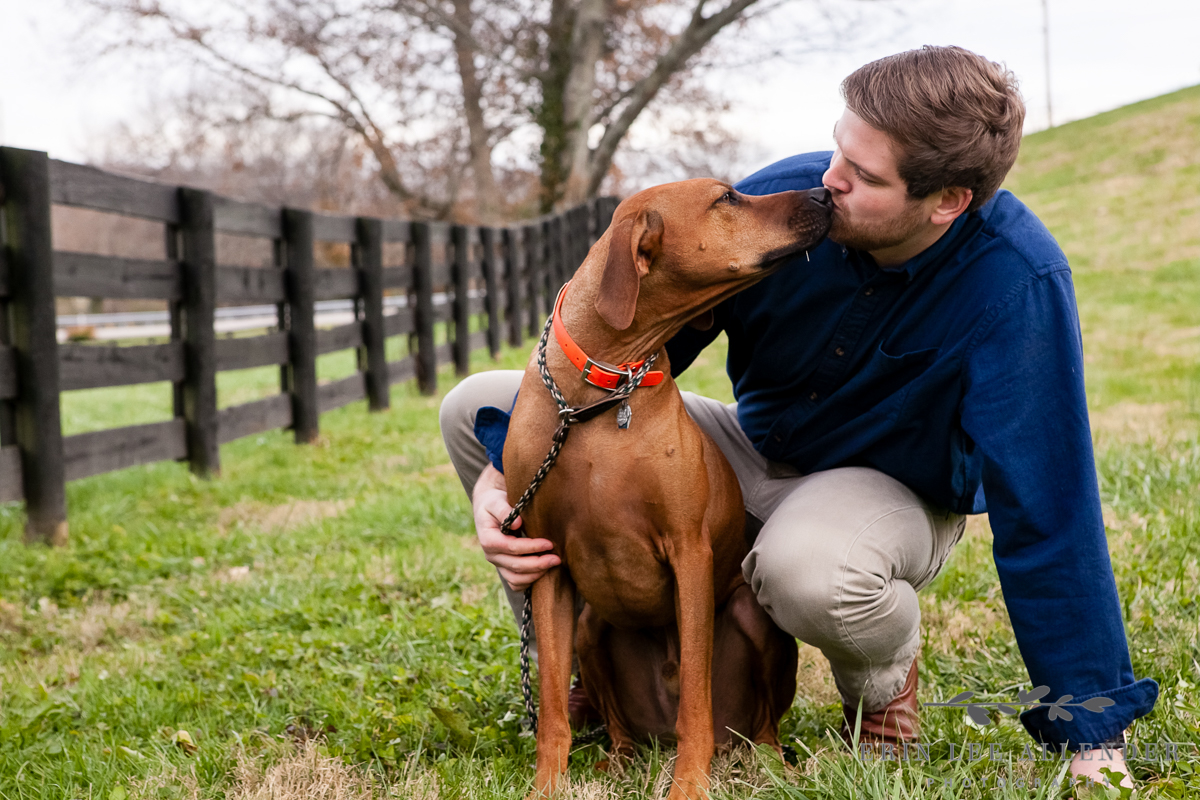 Engagement_Session_Rhodesian_Ridgeback