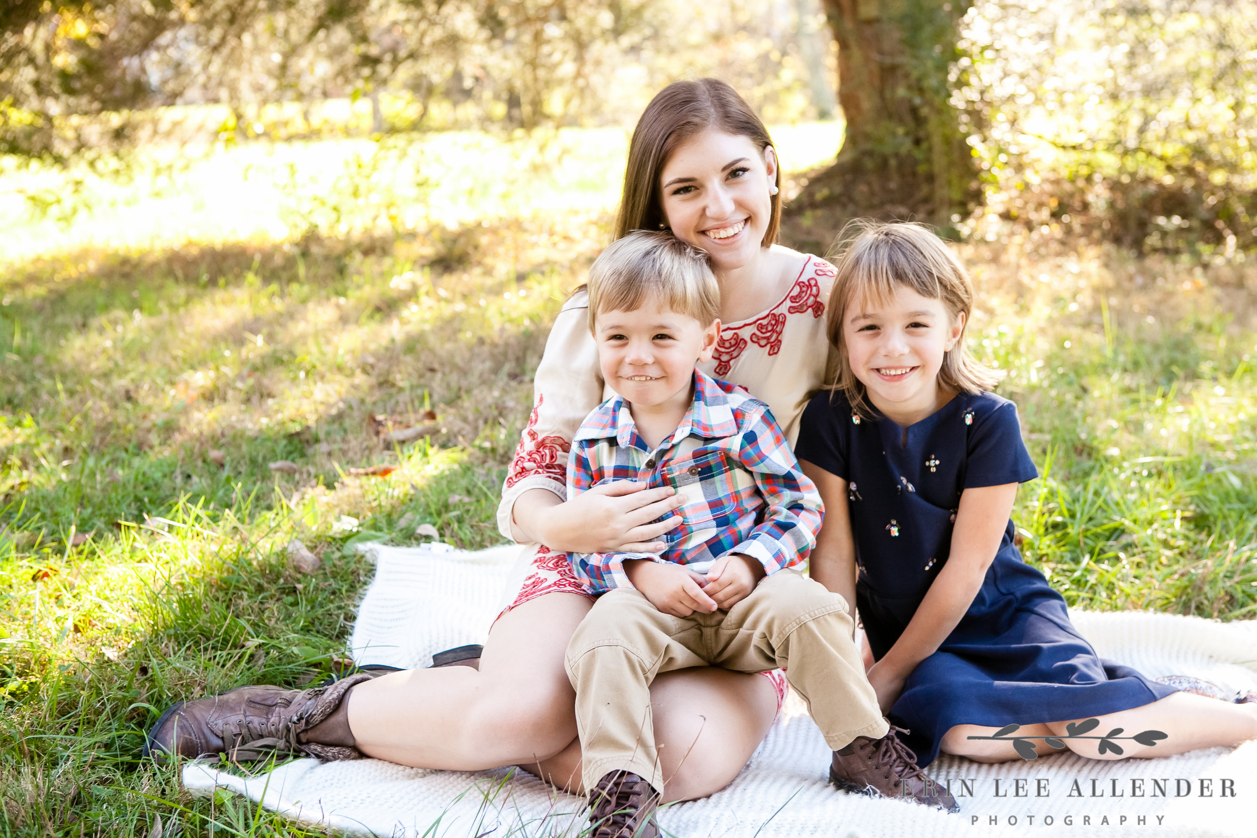 Siblings_Sitting_On_Blanket