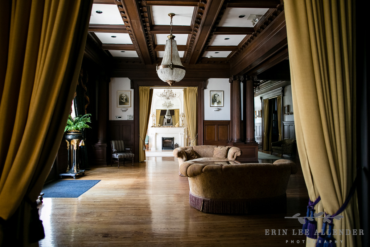 Main_Room_Mitchell_House_Lebanon_Tennessee