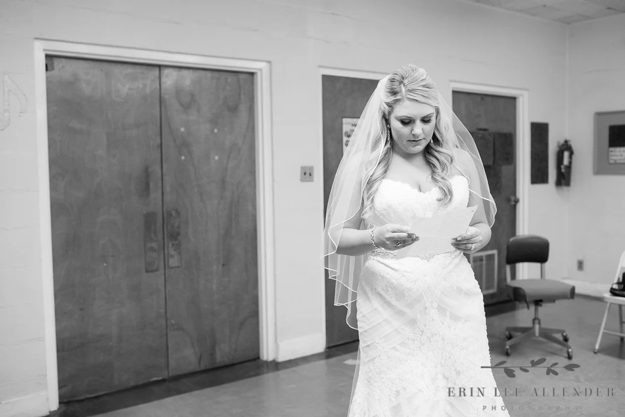 Bride_Reads_Note_From_Groom