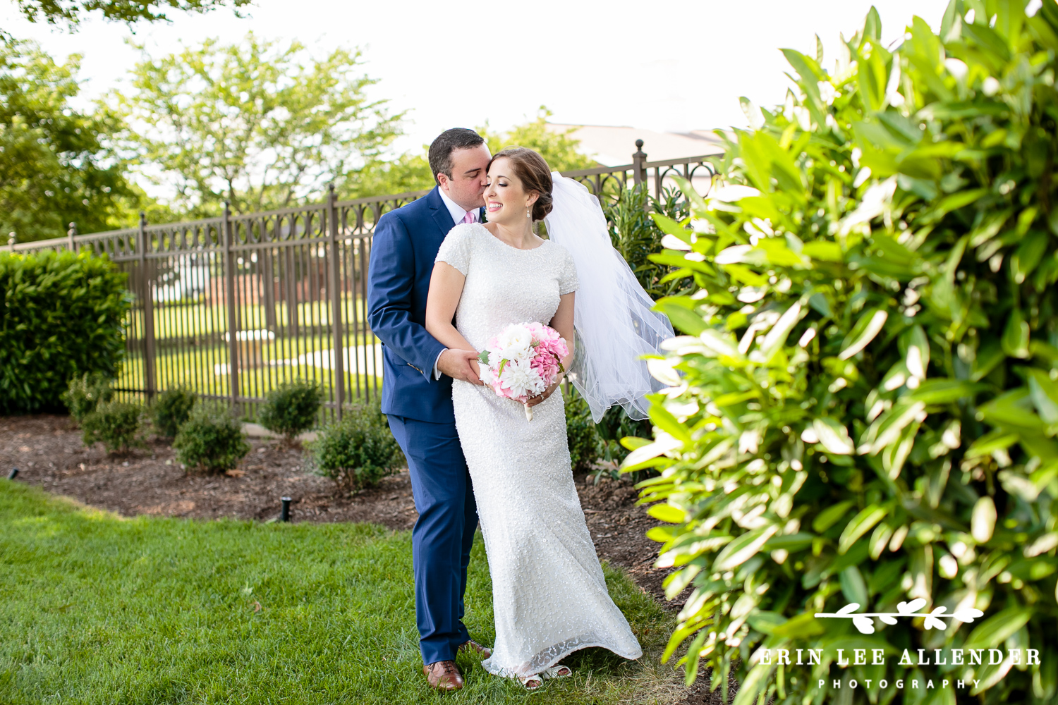 Bride_Groom_Cuddle