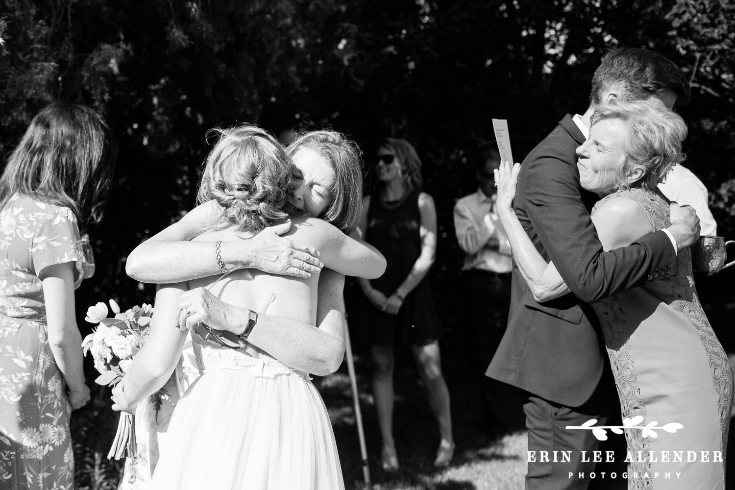 Mothers_Hug_Bride_Groom