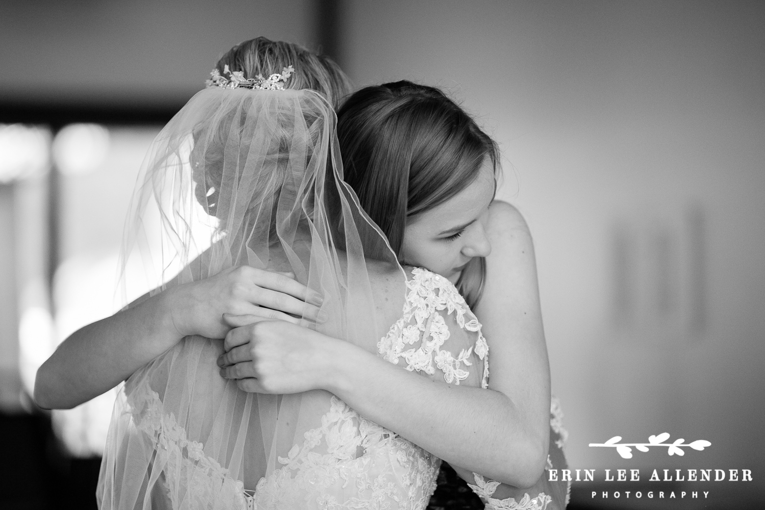 Daugher_Hugs_Bride