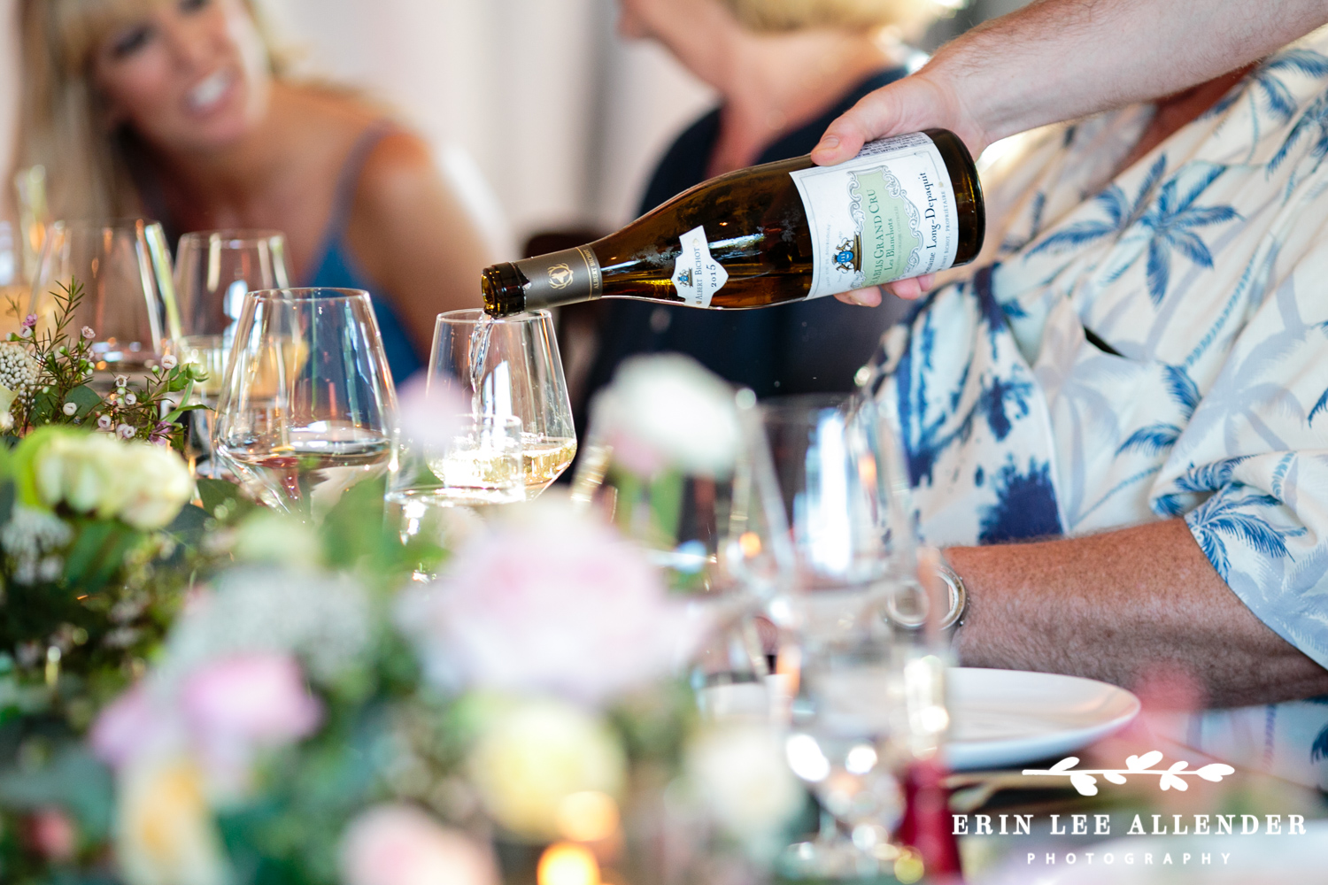 Pouring_Wine