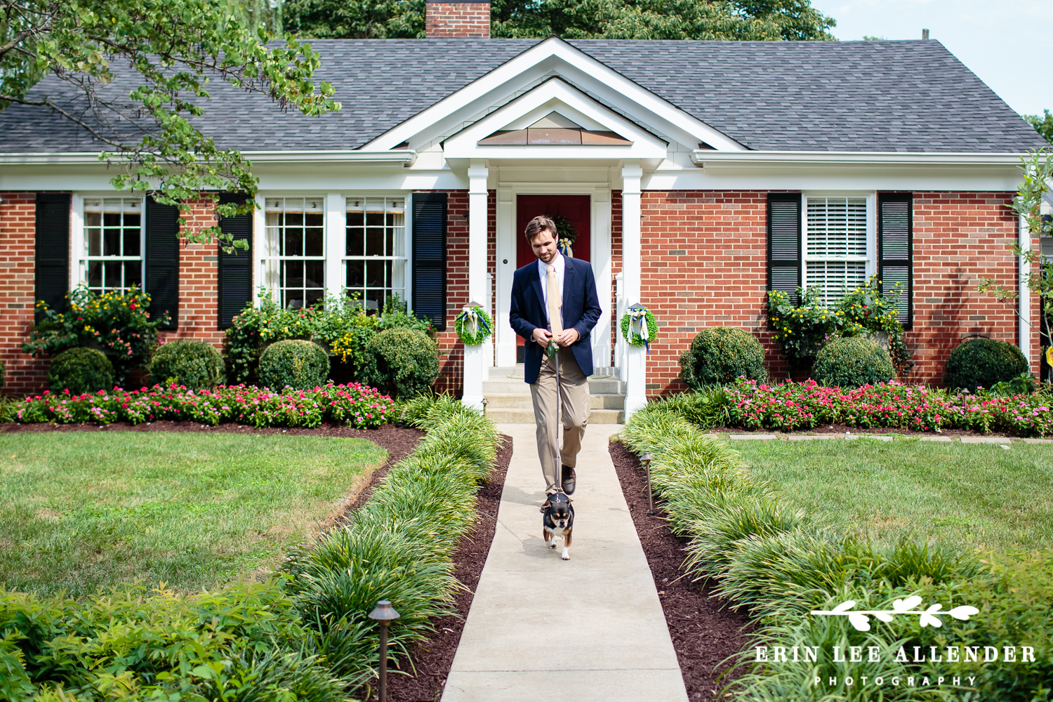 Groom_Walks_To_Bride