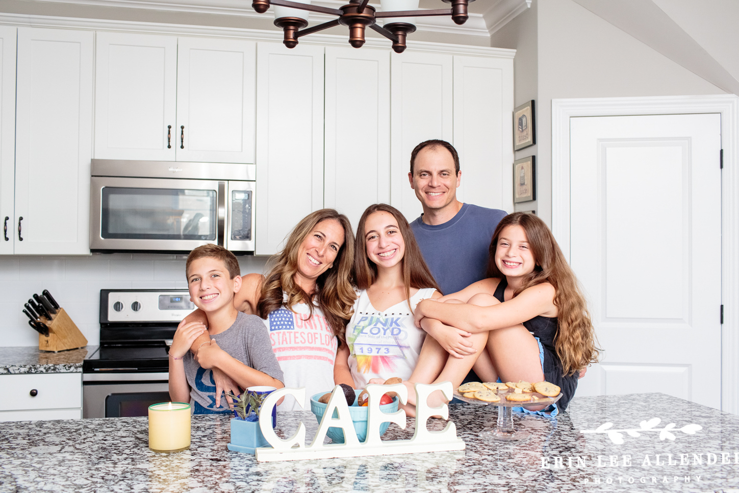 Family_Photography_In_Kitchen