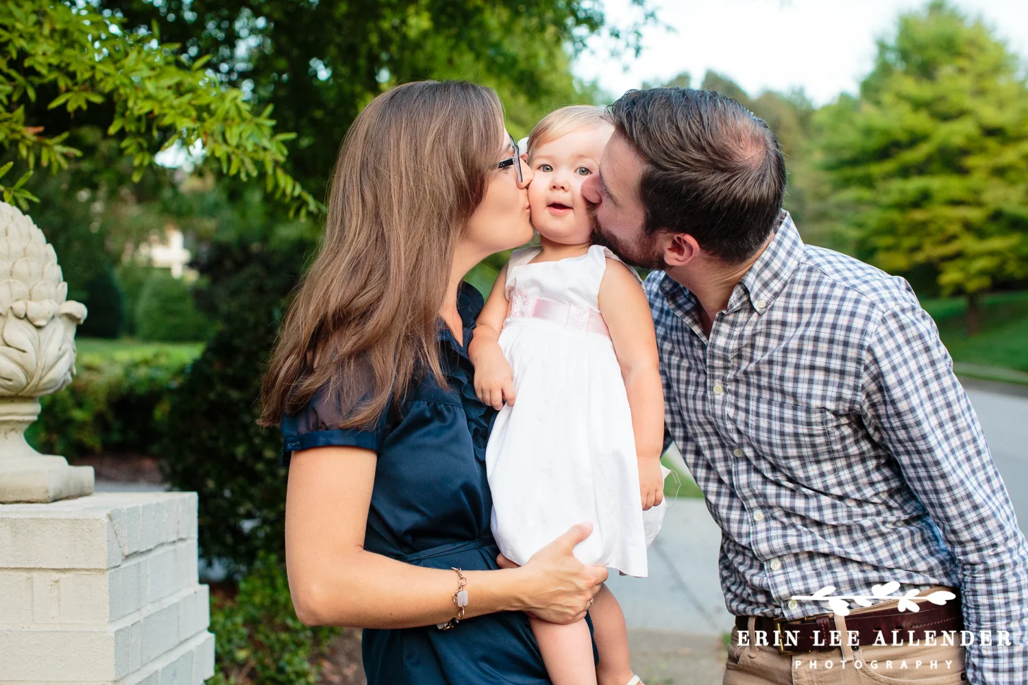 Kissing_Toddler_On_The_Cheeks