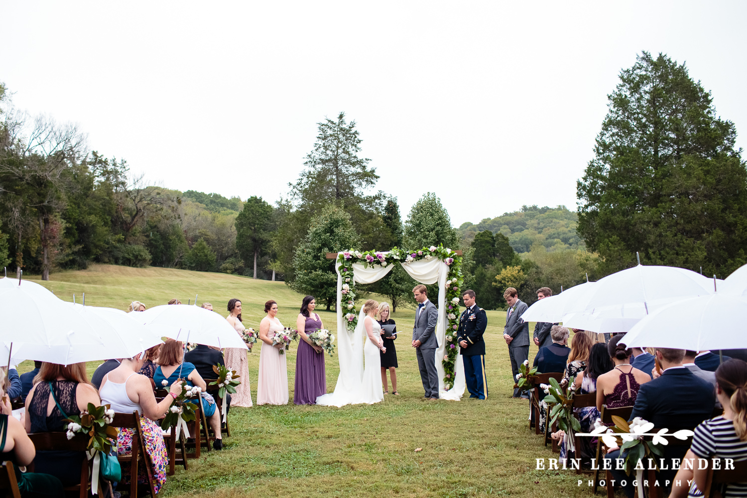 Cedarwood_Wedding_In_The_Rain